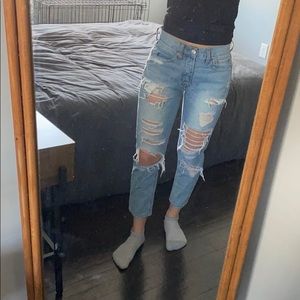 American Eagle ripped blue  jeans